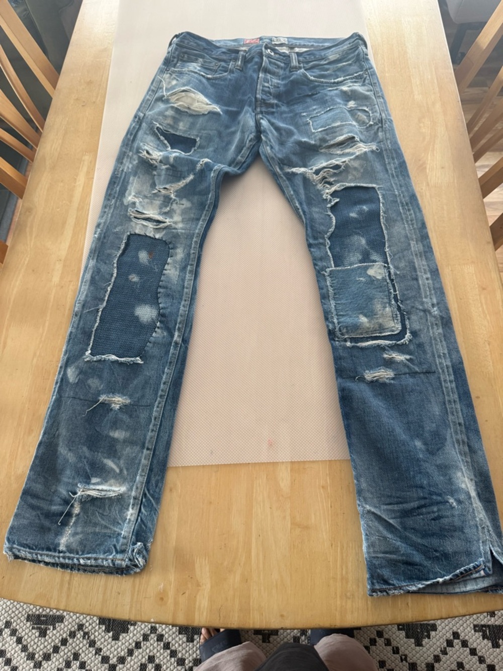PRPS NOIR VINTAGE DISTRESSED JEANS